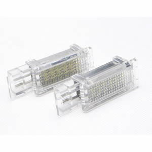 High Quality LED Courtesy Light 18SMD for BENZ C-class W203 Sedan C-class W203 Wagon