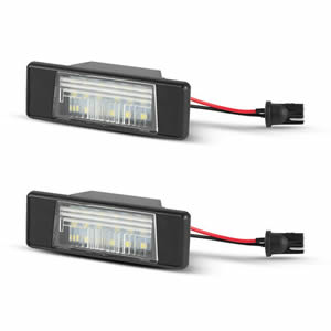 Car Accessories LED License Plate Lamp for Nissan X-trail Easy Installation  E-mark Certified