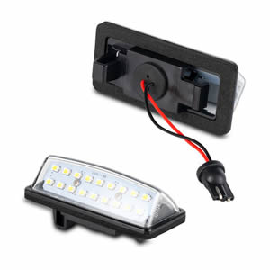 Good Quality Canbus LED License Plate Light for Nissan Versa Note Altima Sentra Pathfinder Murano Rogue LED Number Plate Lamp